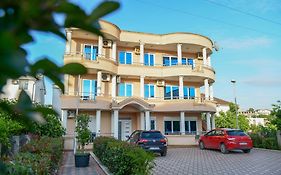 Rexha Apartments